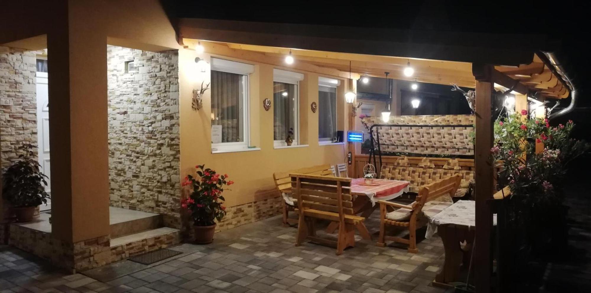 Вилла Agica Vendeghaz Andornaktalya Экстерьер фото